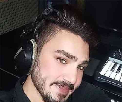 امیر اصلانی نوشتم شعر خود با اشک و ناله یادگاری